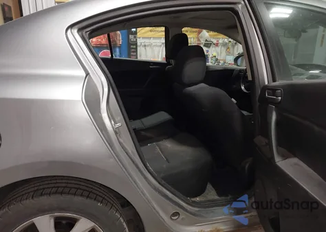 2010 Mazda Mazda3 I Touring z USA, uszkodzony, nr VIN JM1BL1SF9A1314913